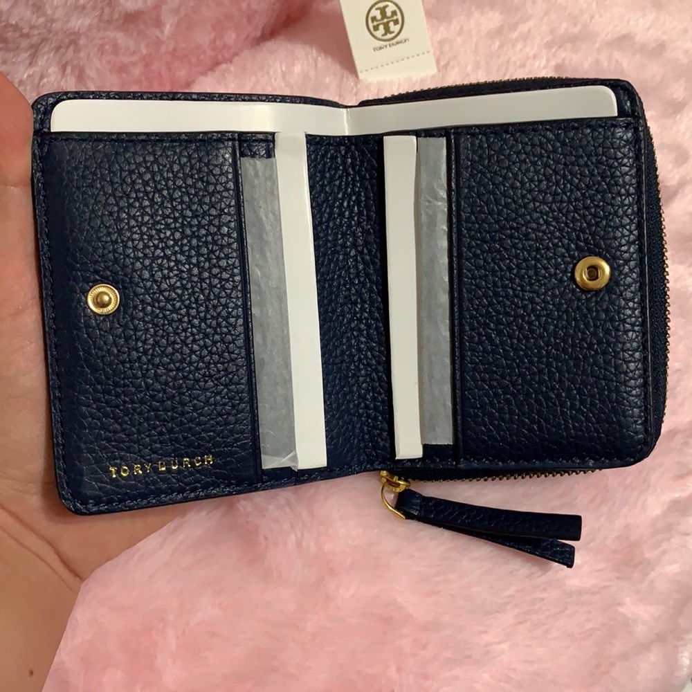💙Tory Burch Britten Mini Wallet💙Royal Navy - Picture 3 of 11